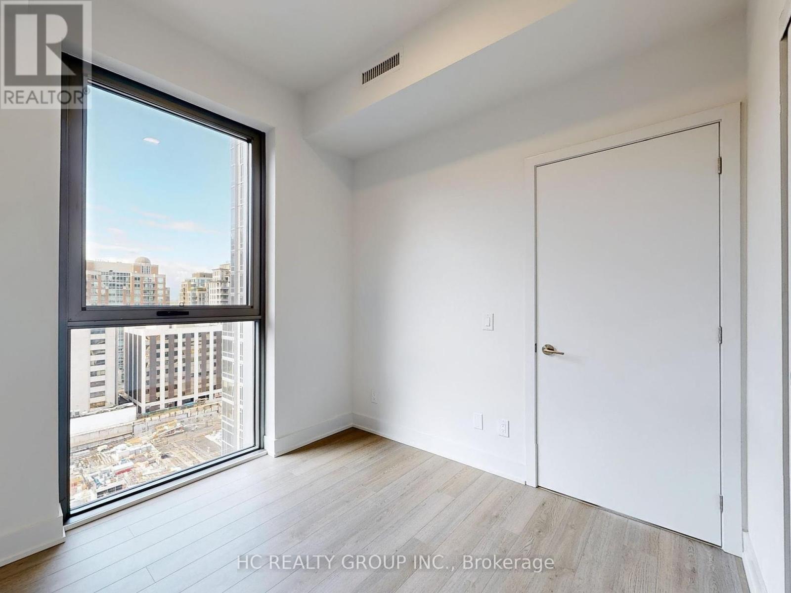 1302 - 8 Cumberland Street, Toronto, Ontario  M4W 0B6 - Photo 15 - C12462181