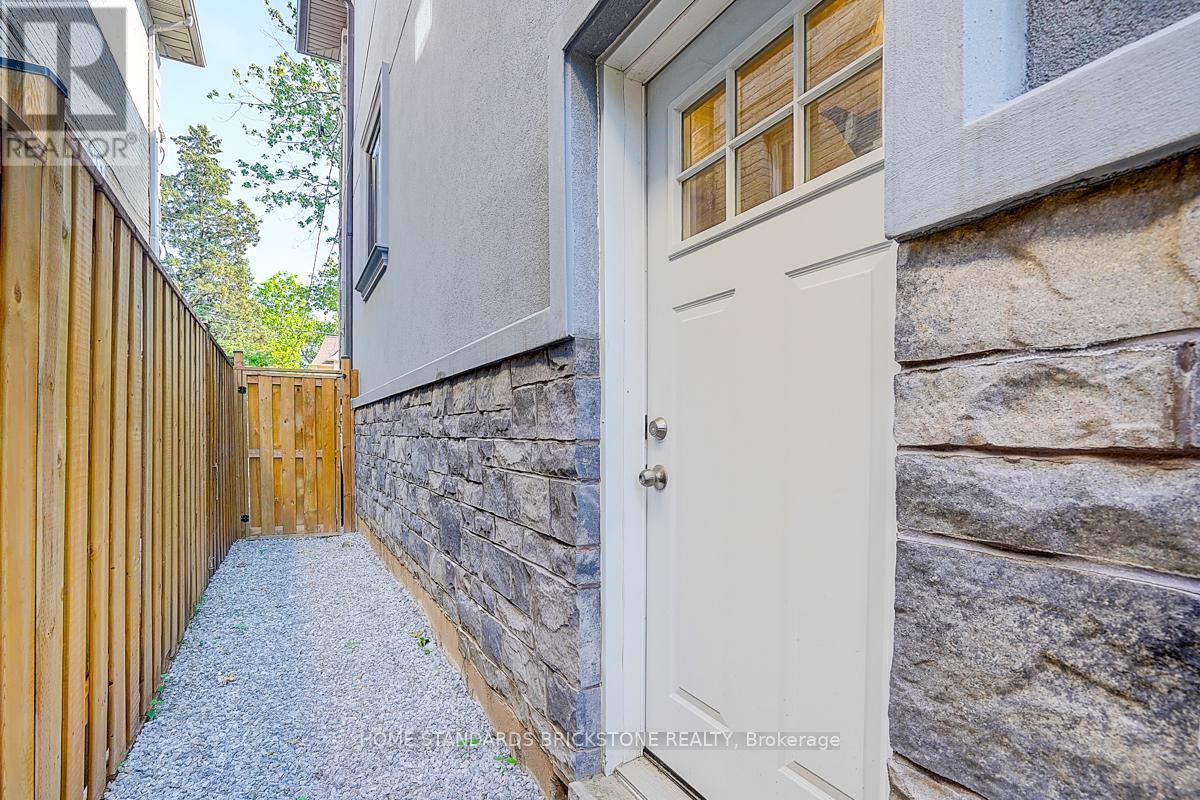36 Abitibi Avenue N, Toronto, Ontario  M2M 2V1 - Photo 12 - C12462187