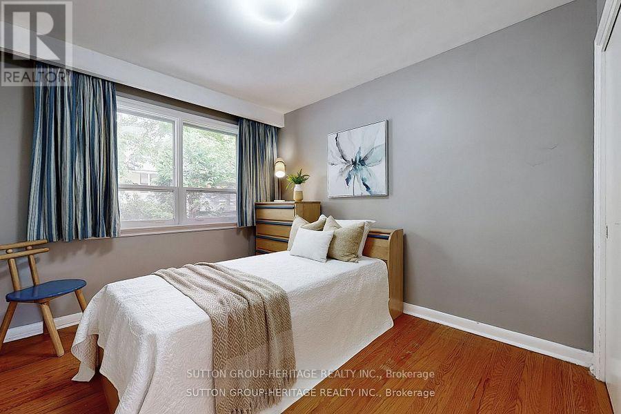 17 Brenham Crescent, Toronto, Ontario  M2M 2K9 - Photo 21 - C12462197