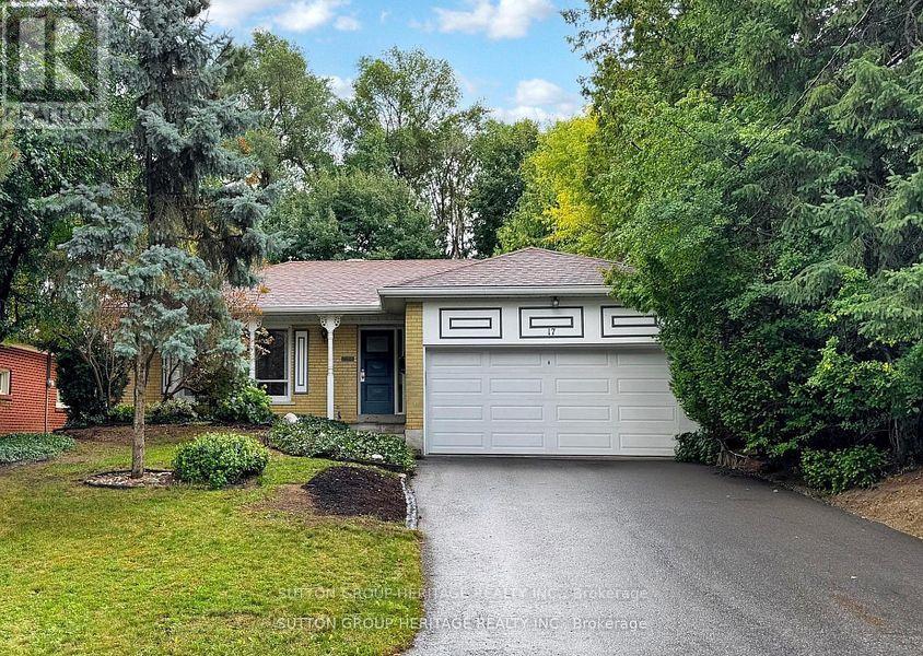 17 Brenham Crescent, Toronto, Ontario  M2M 2K9 - Photo 3 - C12462197