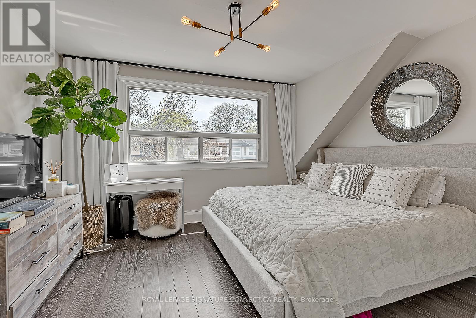 80 Oakcrest Avenue, Toronto, Ontario  M4C 1B6 - Photo 23 - E12462184