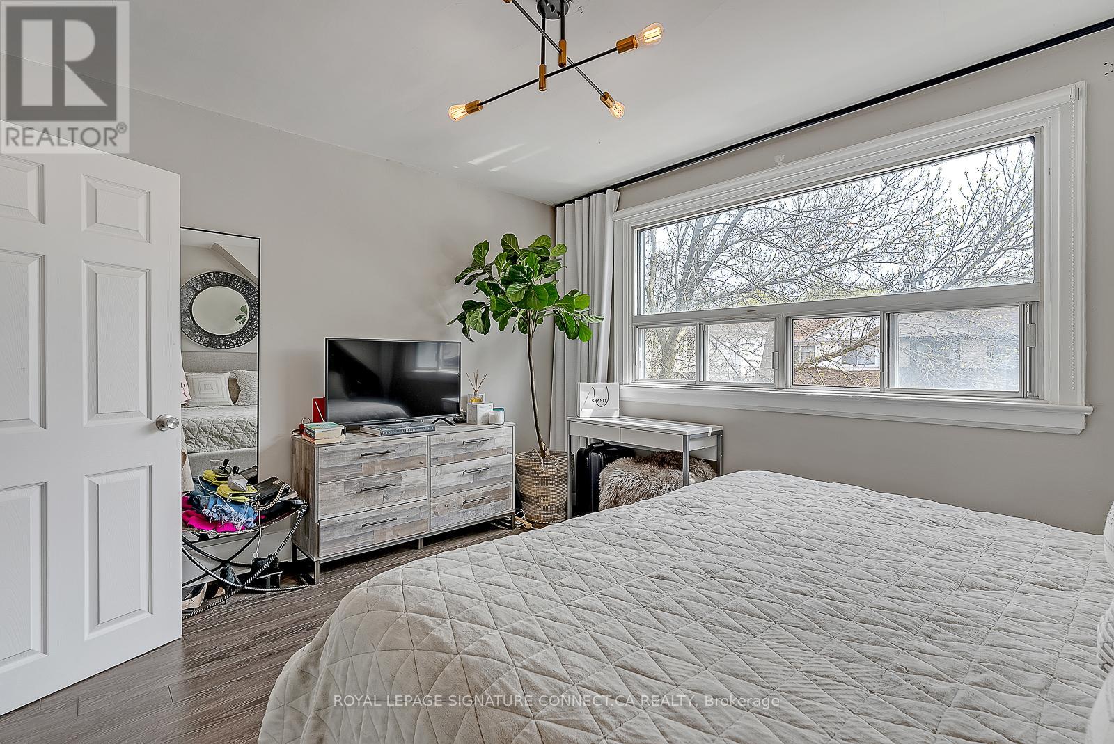 80 Oakcrest Avenue, Toronto, Ontario  M4C 1B6 - Photo 24 - E12462184