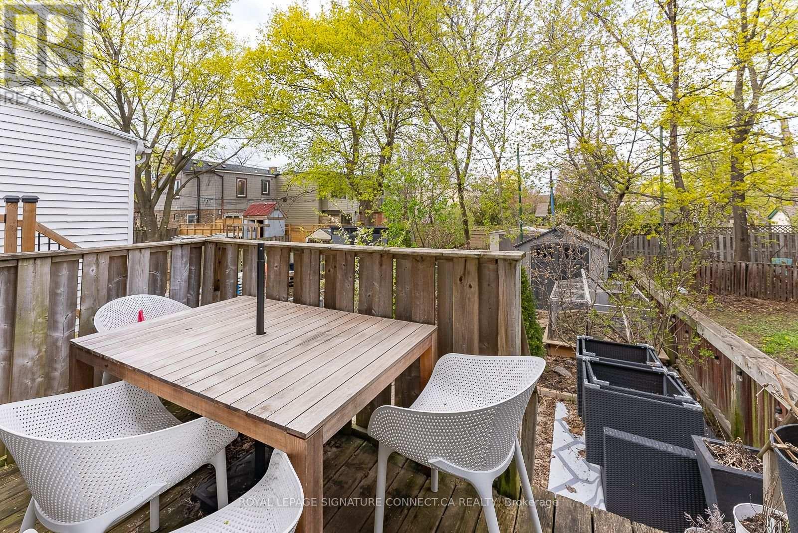 80 Oakcrest Avenue, Toronto, Ontario  M4C 1B6 - Photo 36 - E12462184