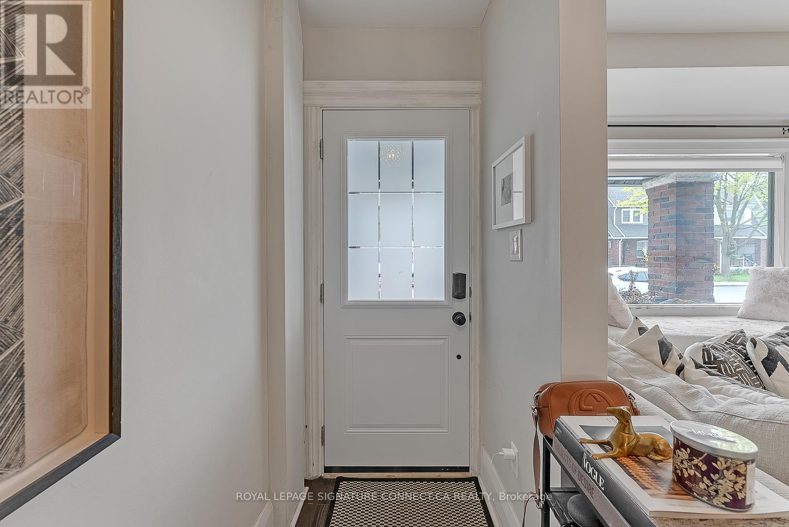 80 Oakcrest Avenue, Toronto, Ontario  M4C 1B6 - Photo 5 - E12462184