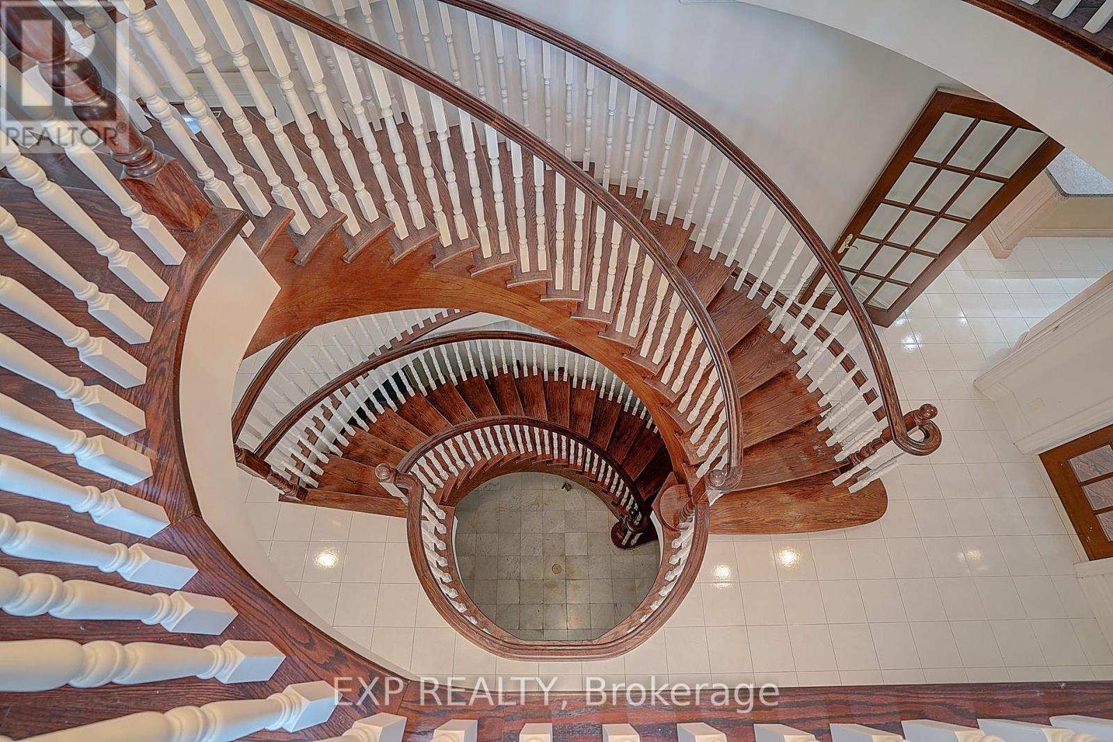 77 Silver Fox Place, Vaughan, Ontario  L6A 1G2 - Photo 17 - N12462025