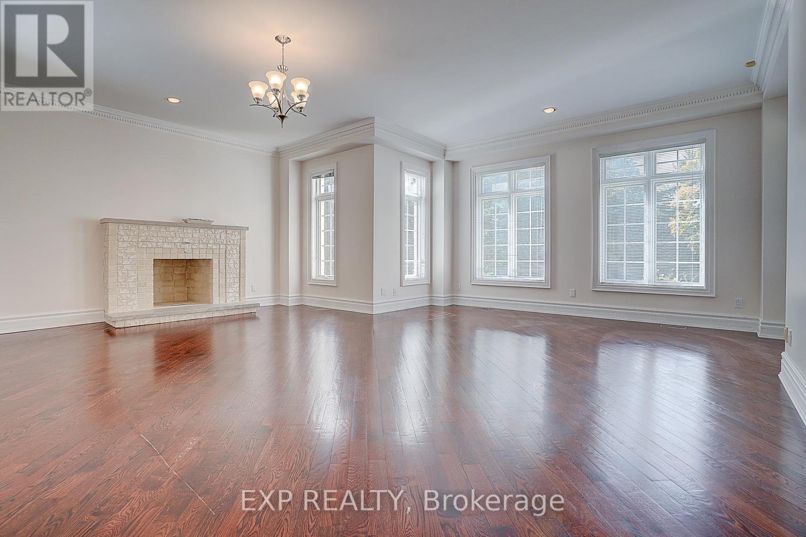 77 Silver Fox Place, Vaughan, Ontario  L6A 1G2 - Photo 6 - N12462025