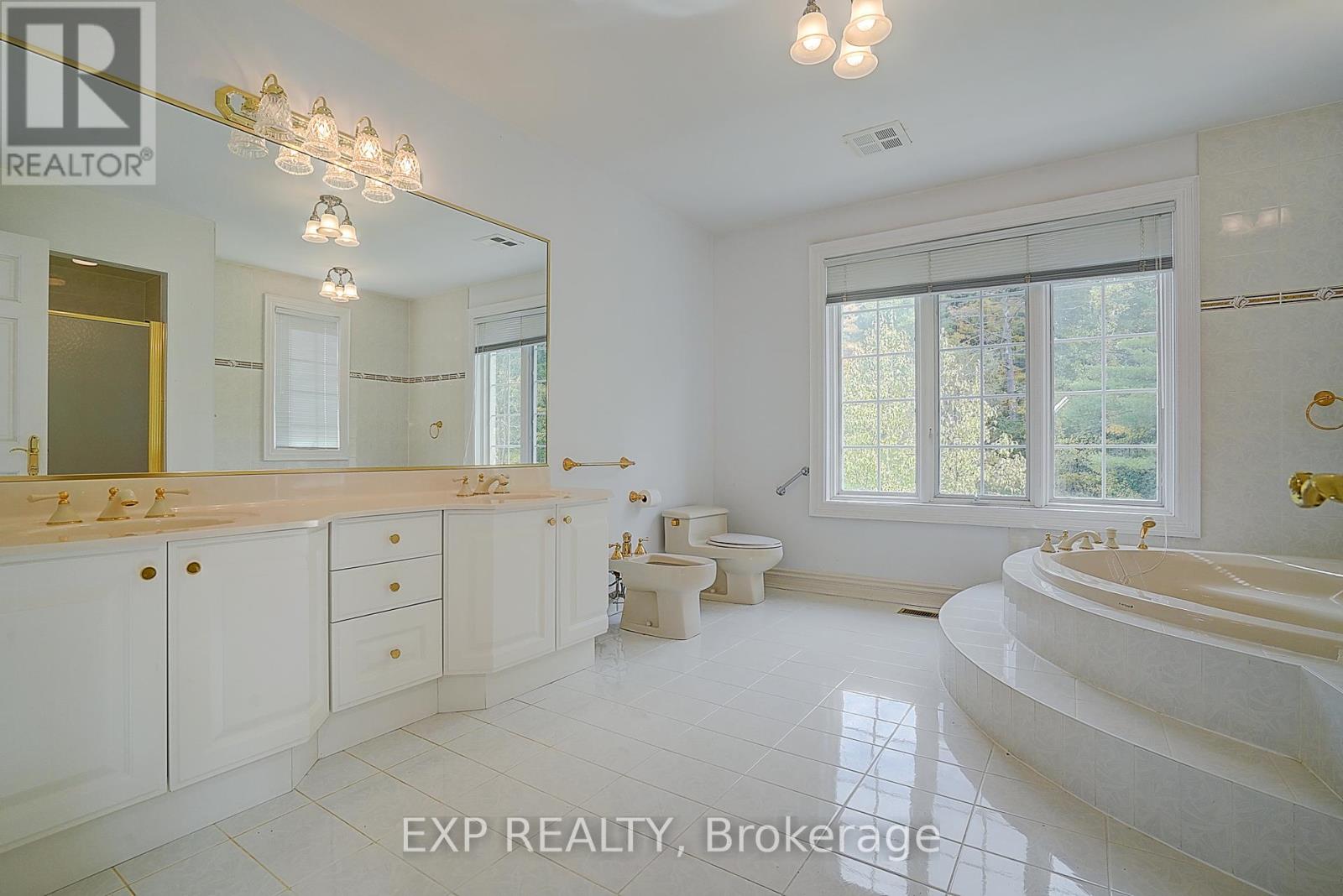 77 Silver Fox Place, Vaughan, Ontario  L6A 1G2 - Photo 35 - N12462025