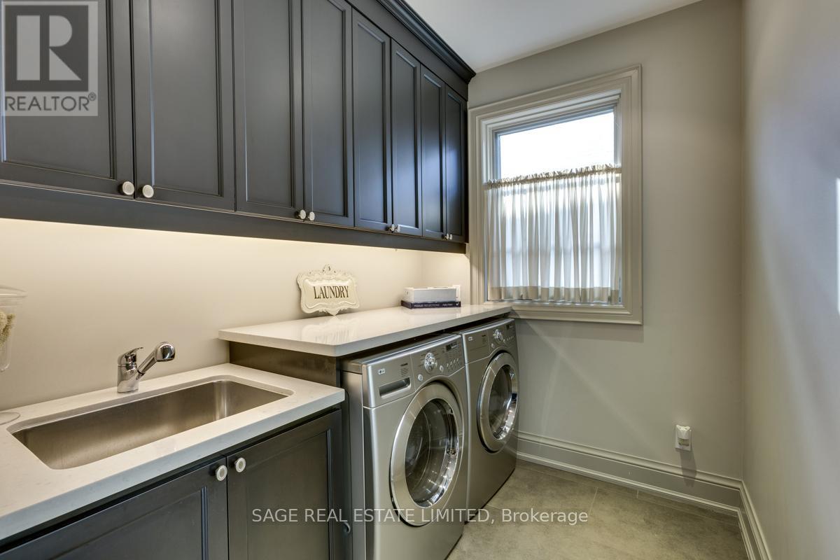121 Mill Street, Richmond Hill, Ontario  L4C 4A6 - Photo 12 - N12462166