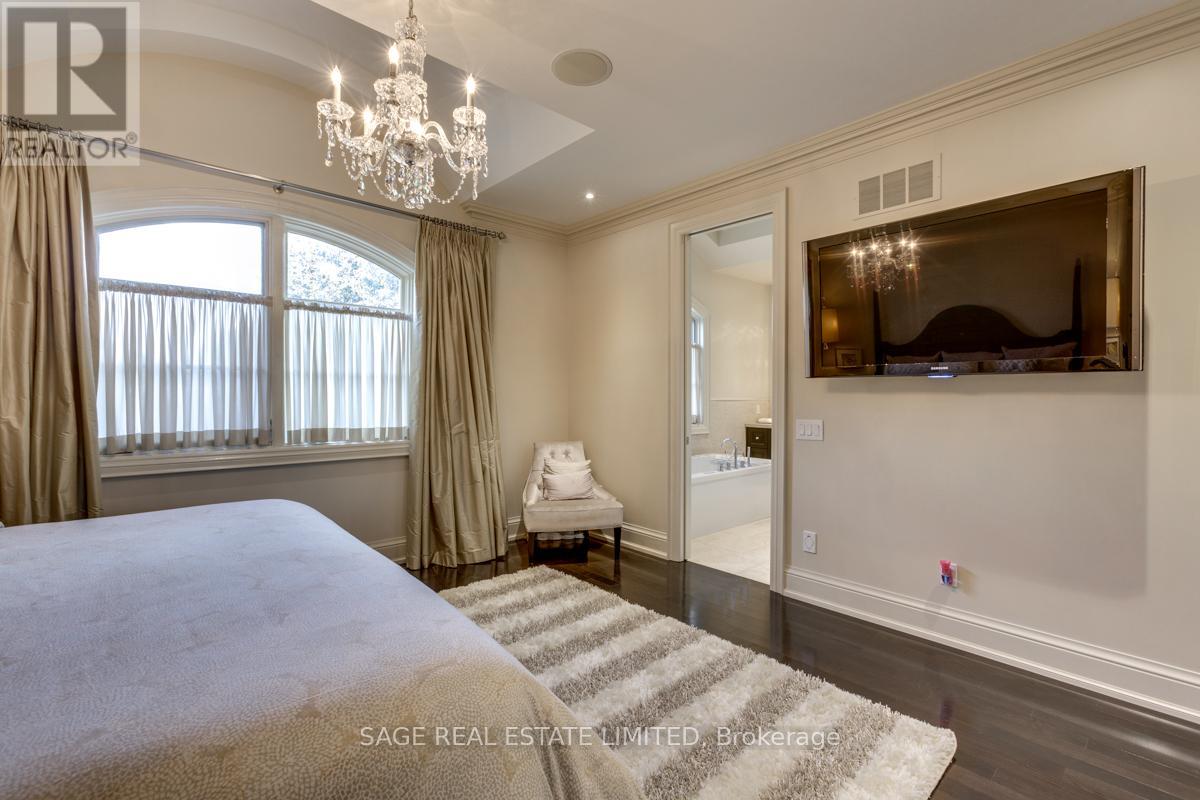 121 Mill Street, Richmond Hill, Ontario  L4C 4A6 - Photo 22 - N12462166