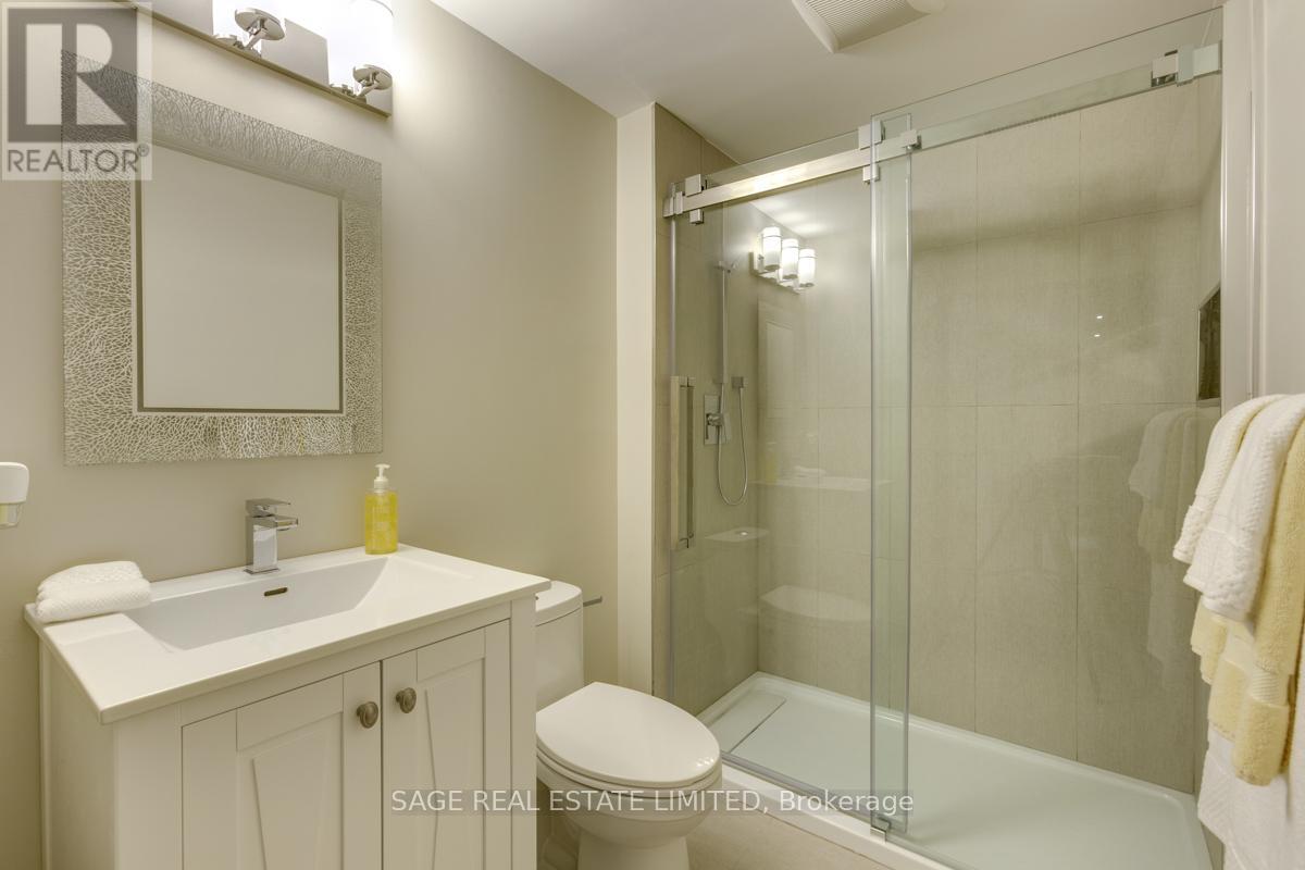 121 Mill Street, Richmond Hill, Ontario  L4C 4A6 - Photo 37 - N12462166