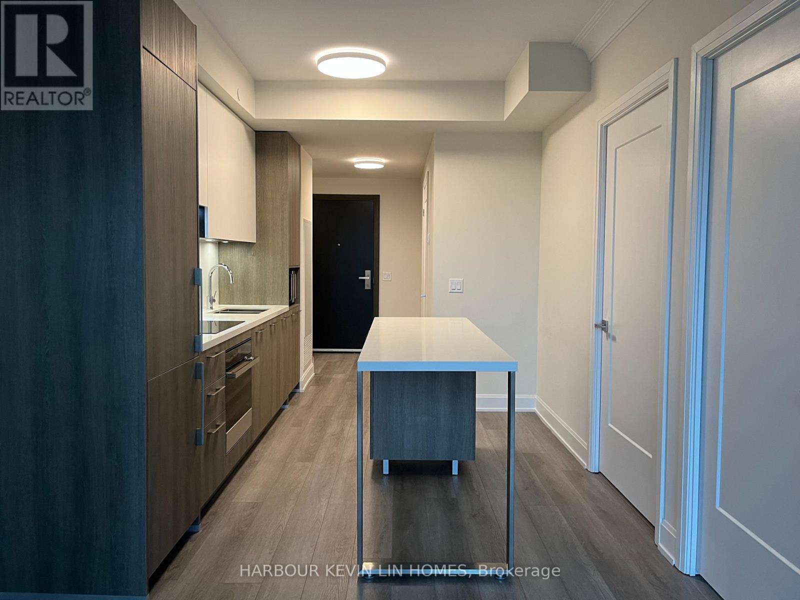 1611 - 8 Water Walk Drive, Markham, Ontario  L3R 6L4 - Photo 5 - N12462186