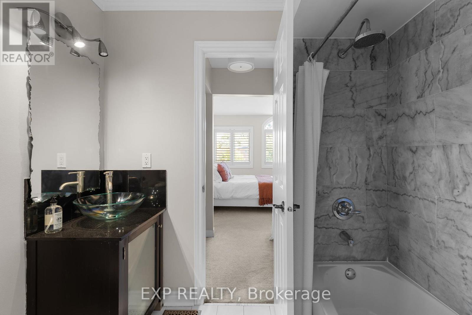 71 Cityview Circle, Barrie, Ontario  L4N 7V1 - Photo 31 - S12462149
