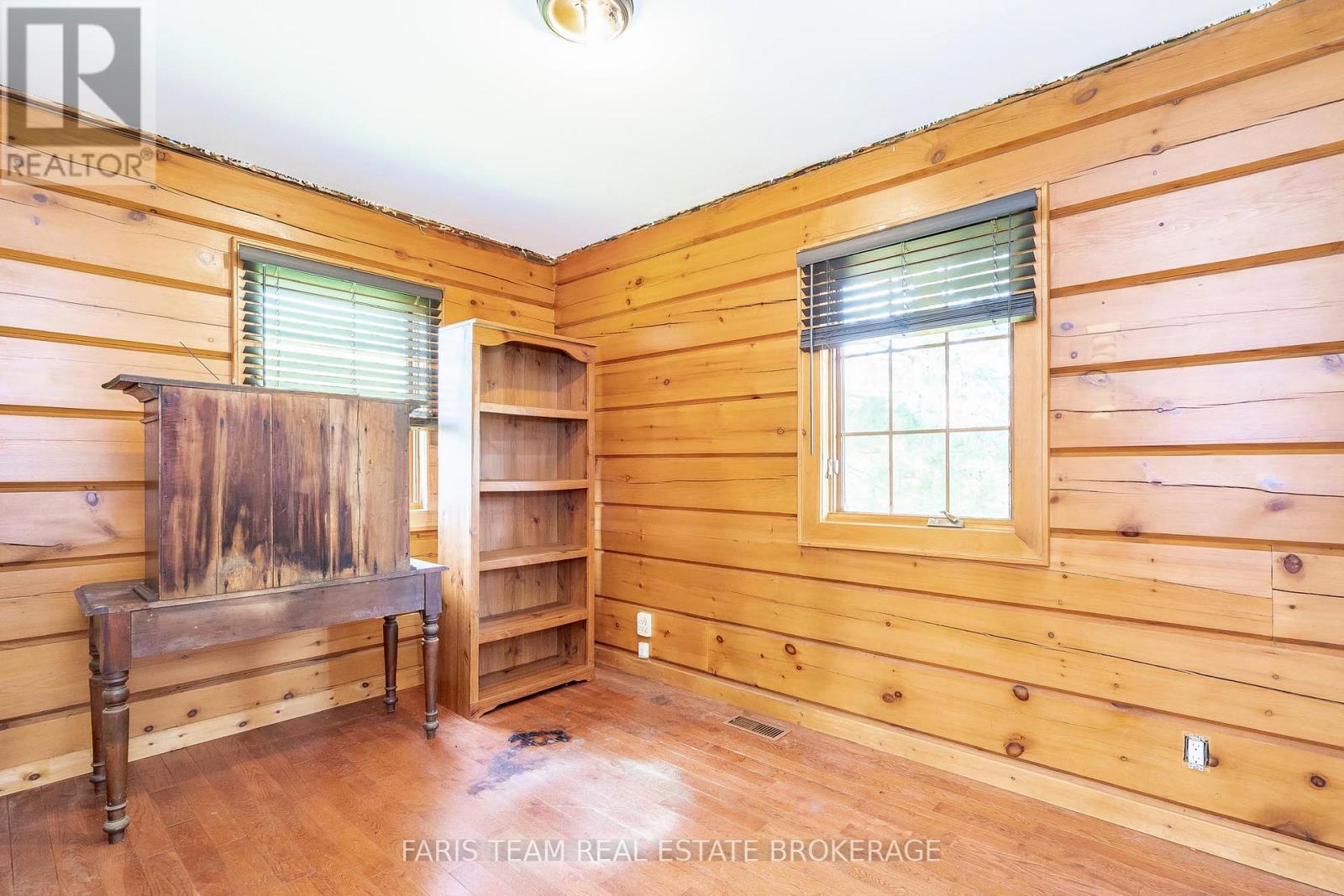 1309 Laughlin Falls Road, Severn, Ontario  L0K 1E0 - Photo 15 - S12462170