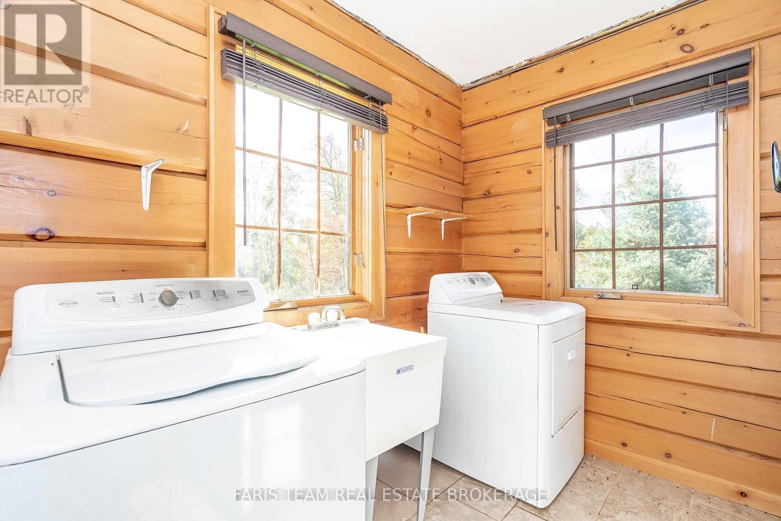 1309 Laughlin Falls Road, Severn, Ontario  L0K 1E0 - Photo 18 - S12462170