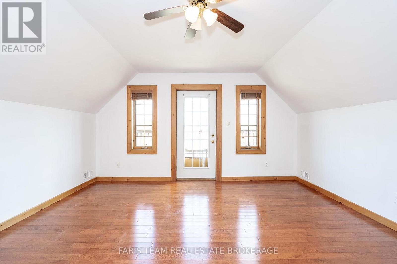 1309 Laughlin Falls Road, Severn, Ontario  L0K 1E0 - Photo 19 - S12462170