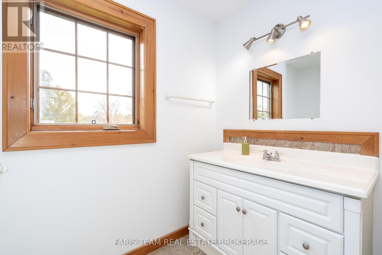 1309 Laughlin Falls Road, Severn, Ontario  L0K 1E0 - Photo 26 - S12462170