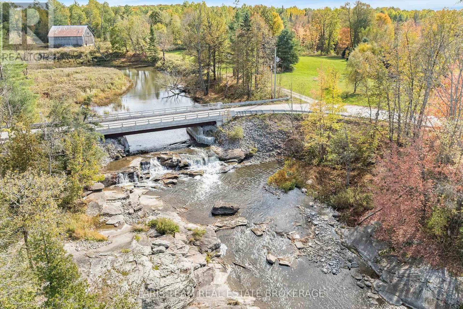 1309 Laughlin Falls Road, Severn, Ontario  L0K 1E0 - Photo 48 - S12462170