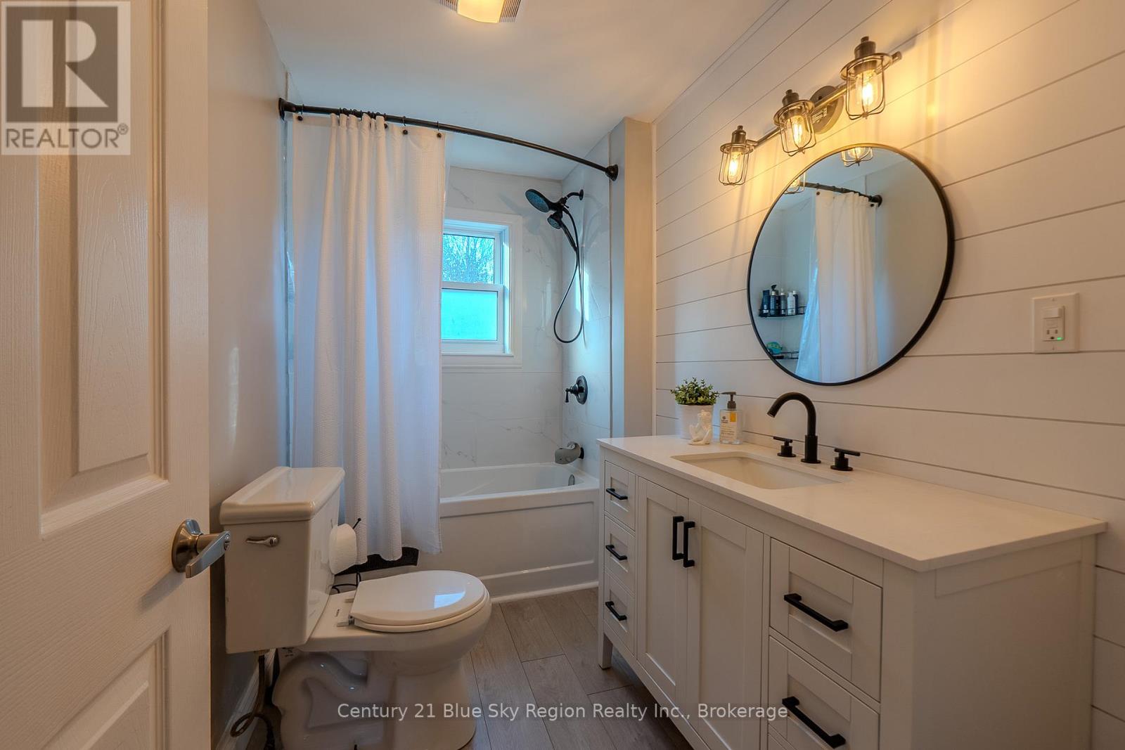 77 Berkley Boulevard, North Bay, Ontario  P1B 8G3 - Photo 21 - X12462291