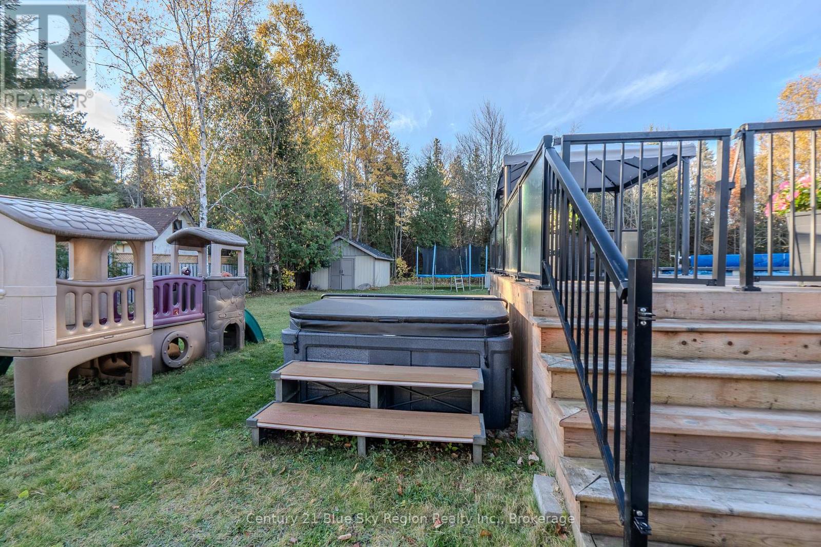 77 Berkley Boulevard, North Bay, Ontario  P1B 8G3 - Photo 32 - X12462291