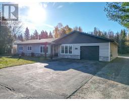 77 BERKLEY BOULEVARD, North Bay, Ontario