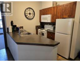 2070 SUMMIT Drive Unit# 201A, panorama, British Columbia