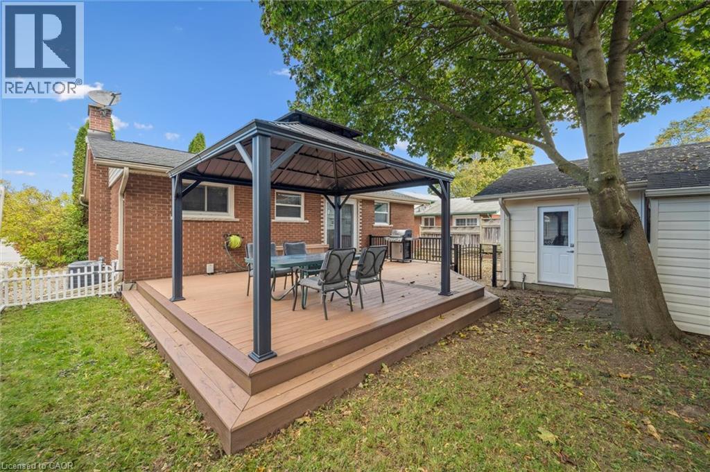 521 Glen Forrest Boulevard, Waterloo, Ontario  N2L 4H9 - Photo 32 - 40777606