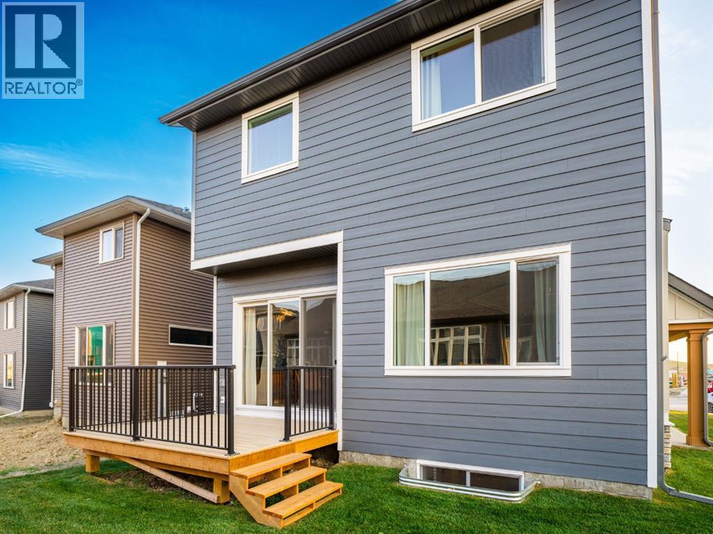 80 Creekside Path Sw, Calgary, Alberta  T2X 0G7 - Photo 45 - A2257842