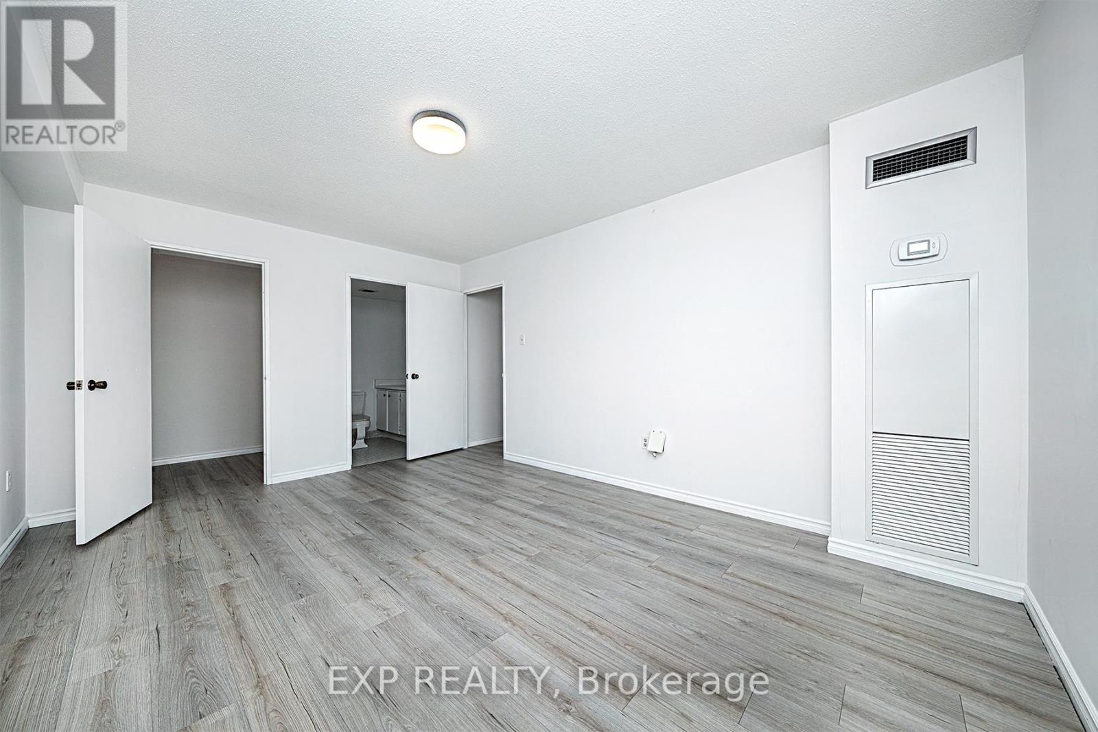 512 - 3 Lisa Street, Brampton, Ontario  L6T 4A2 - Photo 19 - W12462158