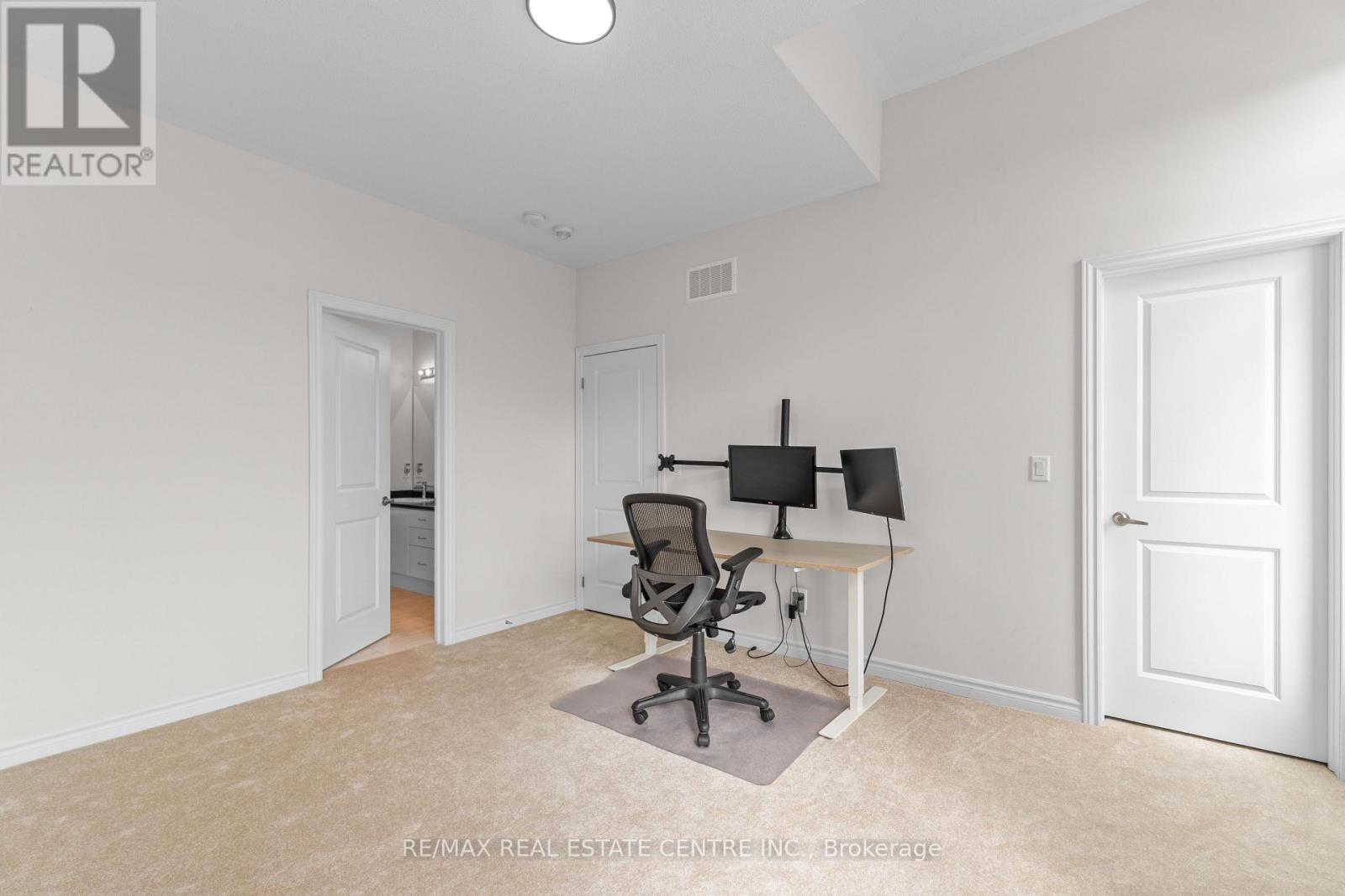 8 Vincena Road, Caledon, Ontario  L7C 4M5 - Photo 19 - W12462190