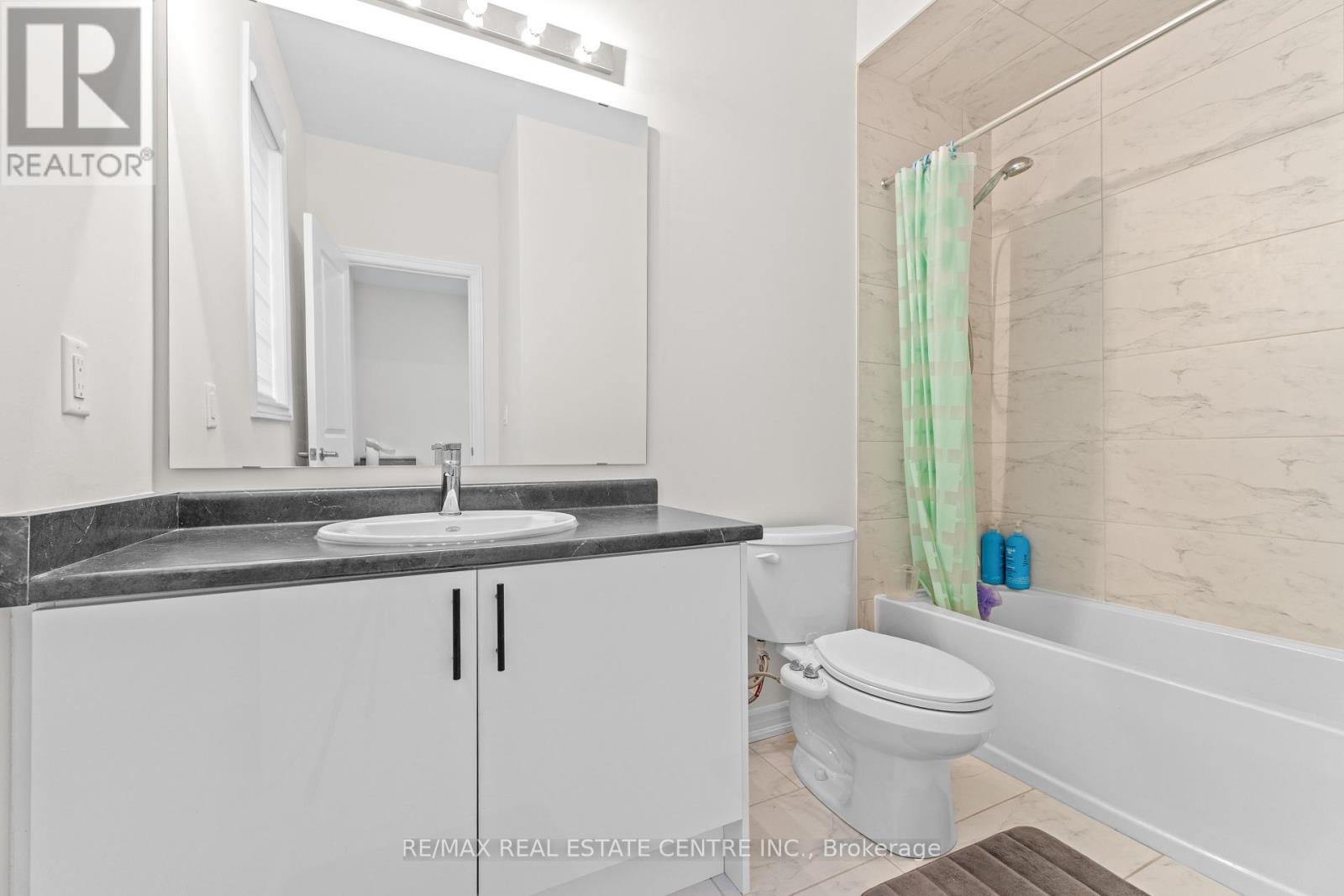 8 Vincena Road, Caledon, Ontario  L7C 4M5 - Photo 21 - W12462190