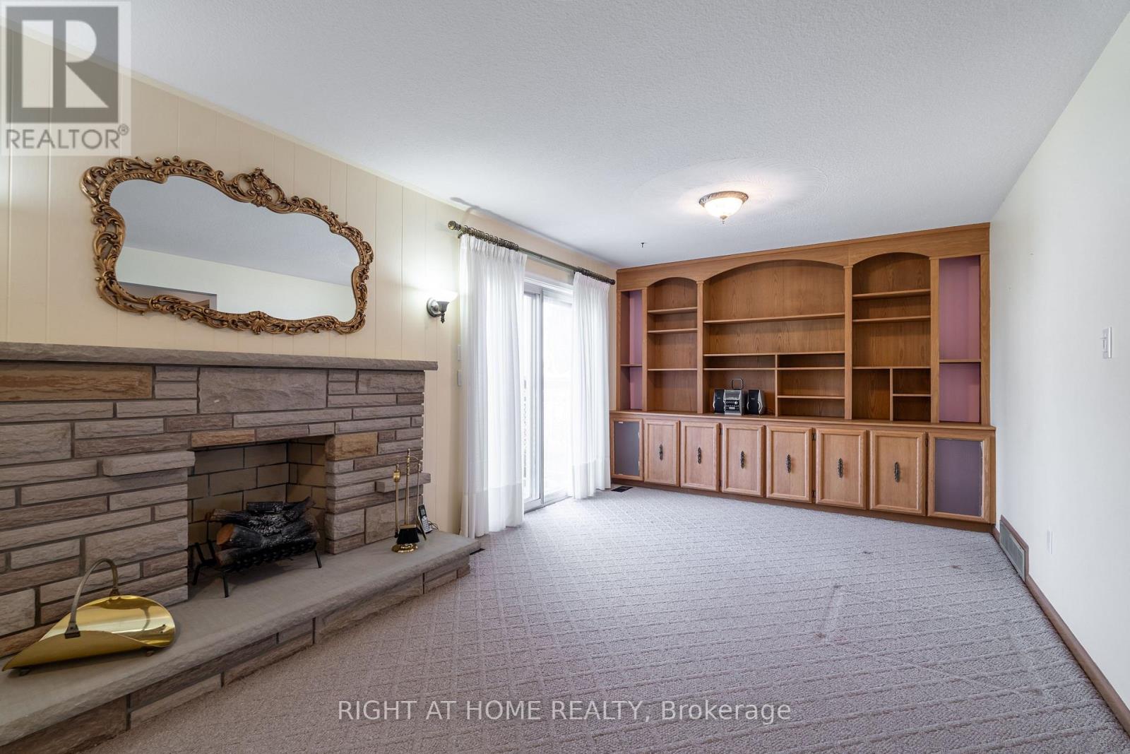 1012 Castlefield Avenue, Toronto, Ontario  M6B 1E3 - Photo 23 - W12462191