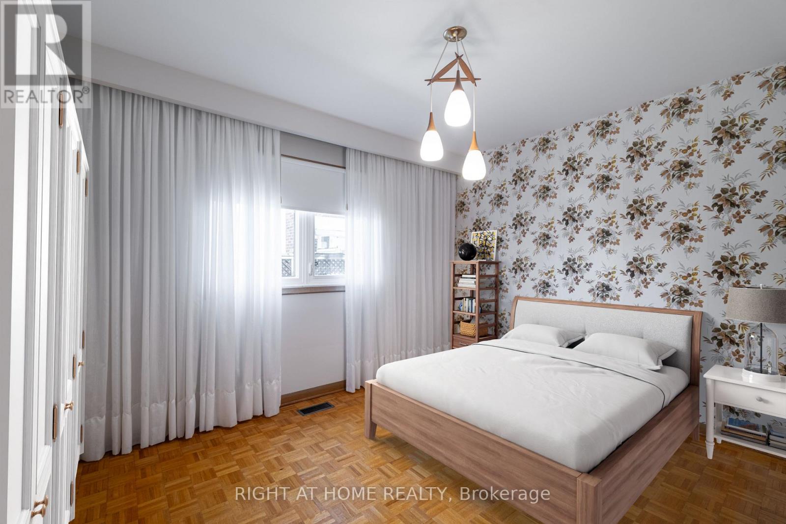 1012 Castlefield Avenue, Toronto, Ontario  M6B 1E3 - Photo 26 - W12462191
