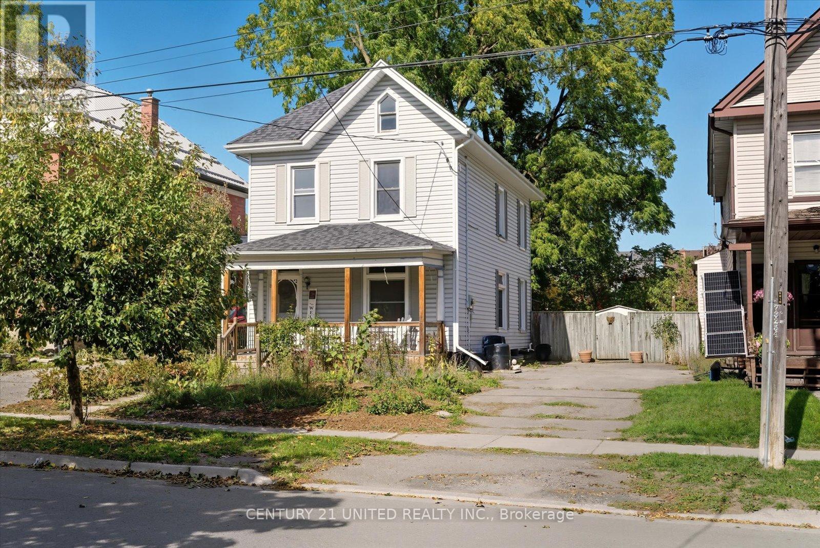 536 Bolivar Street, Peterborough, Ontario  K9J 4R8 - Photo 1 - X12462240