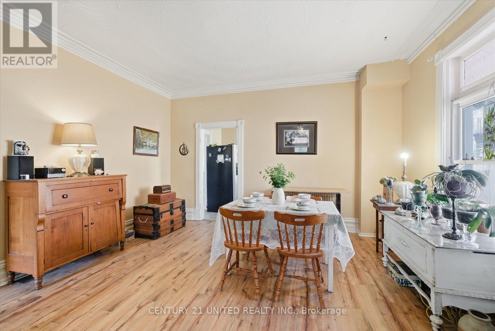536 Bolivar Street, Peterborough, Ontario  K9J 4R8 - Photo 10 - X12462240