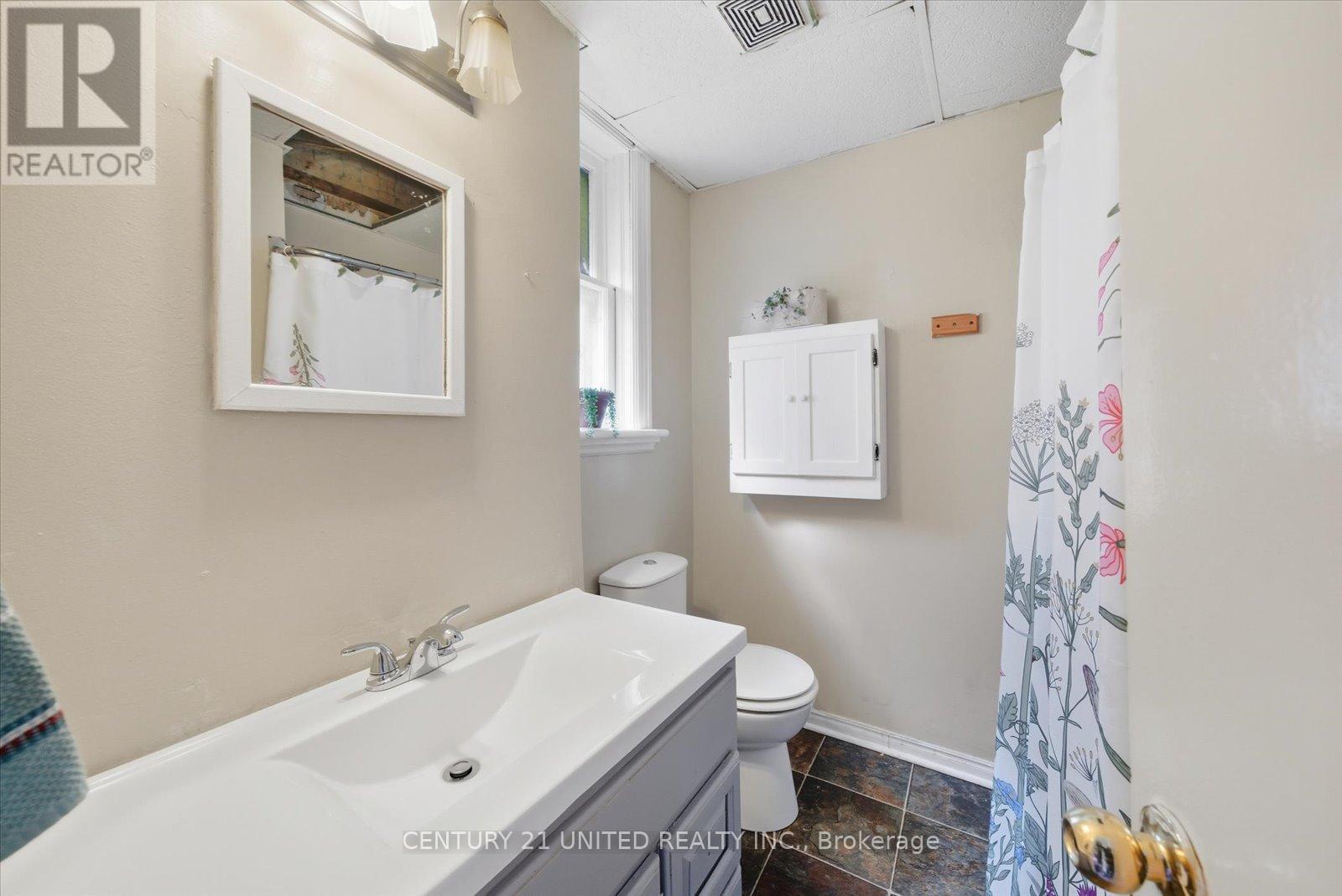 536 Bolivar Street, Peterborough, Ontario  K9J 4R8 - Photo 17 - X12462240