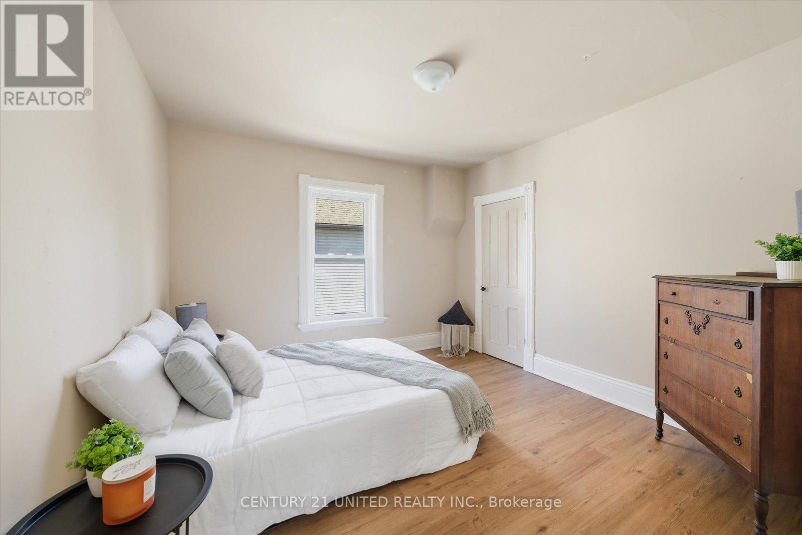536 Bolivar Street, Peterborough, Ontario  K9J 4R8 - Photo 22 - X12462240