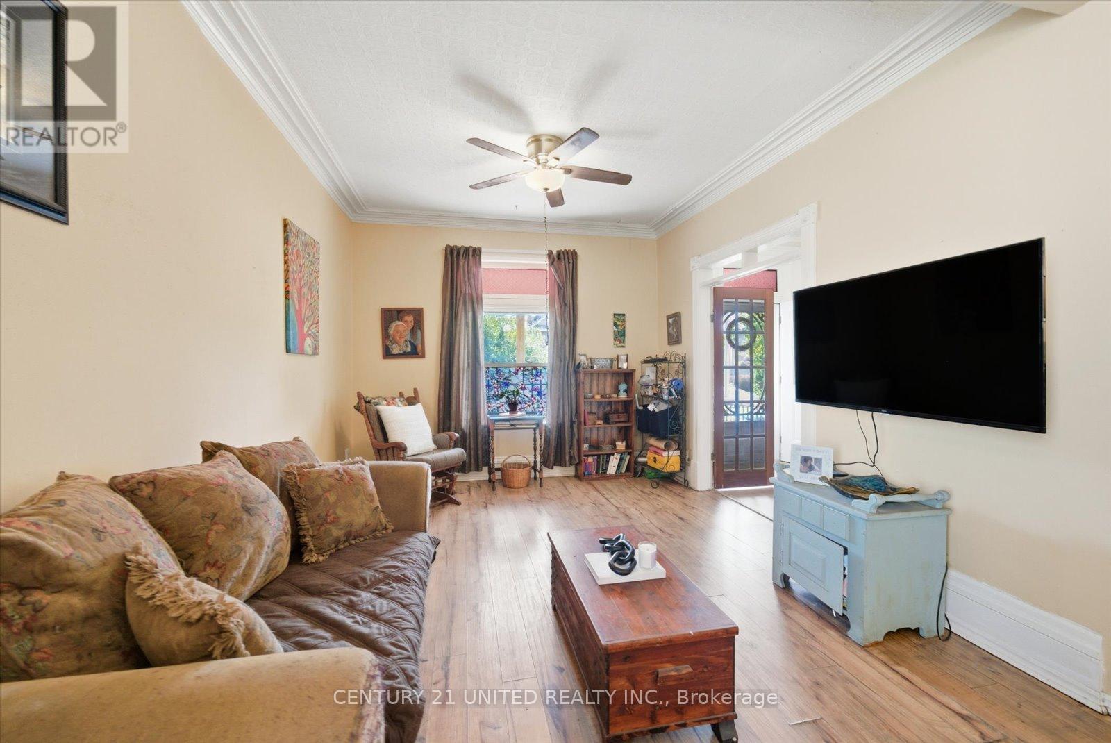 536 Bolivar Street, Peterborough, Ontario  K9J 4R8 - Photo 7 - X12462240