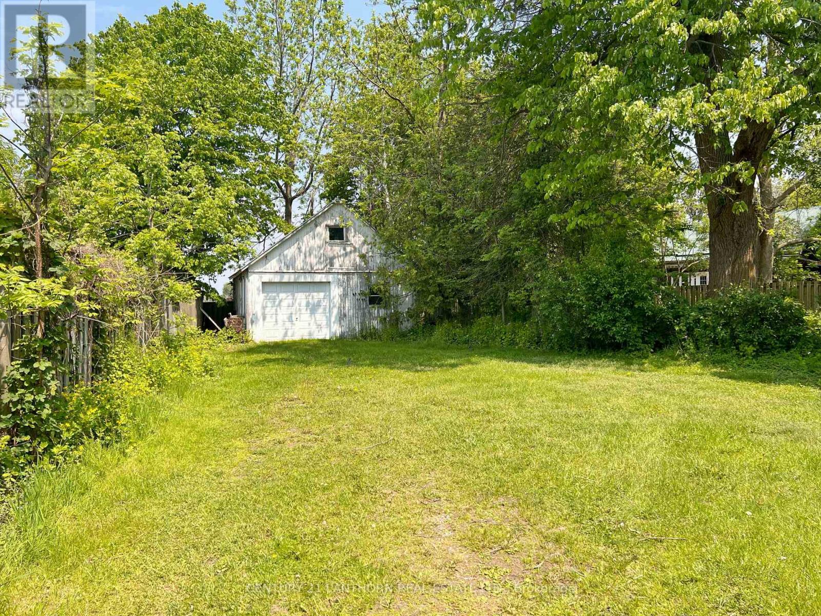 282 Bloomfield Main Street, Prince Edward County, Ontario  K0K 1G0 - Photo 6 - X12462275