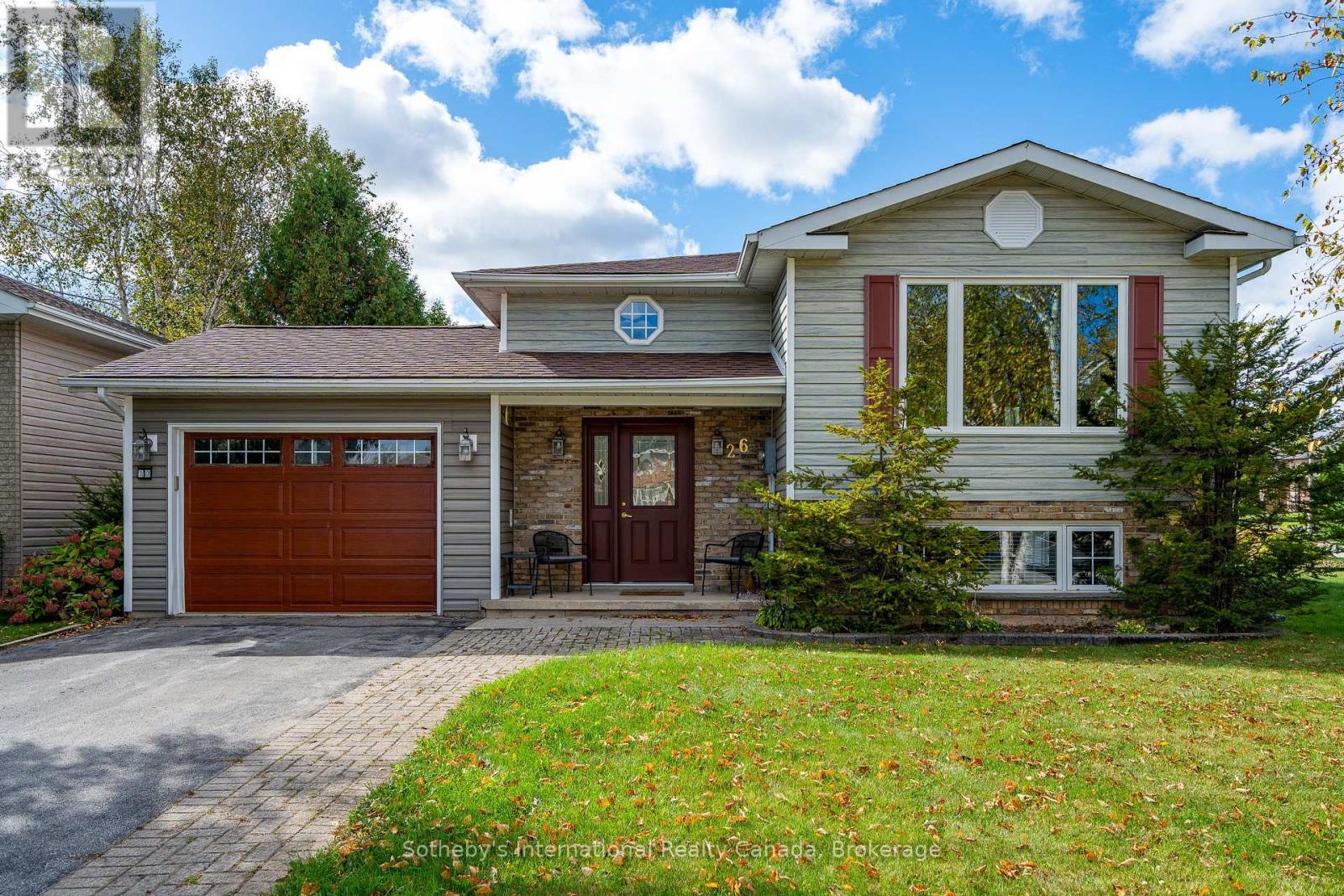 26 Country Crescent, Meaford, Ontario  N4L 1L7 - Photo 1 - X12462227