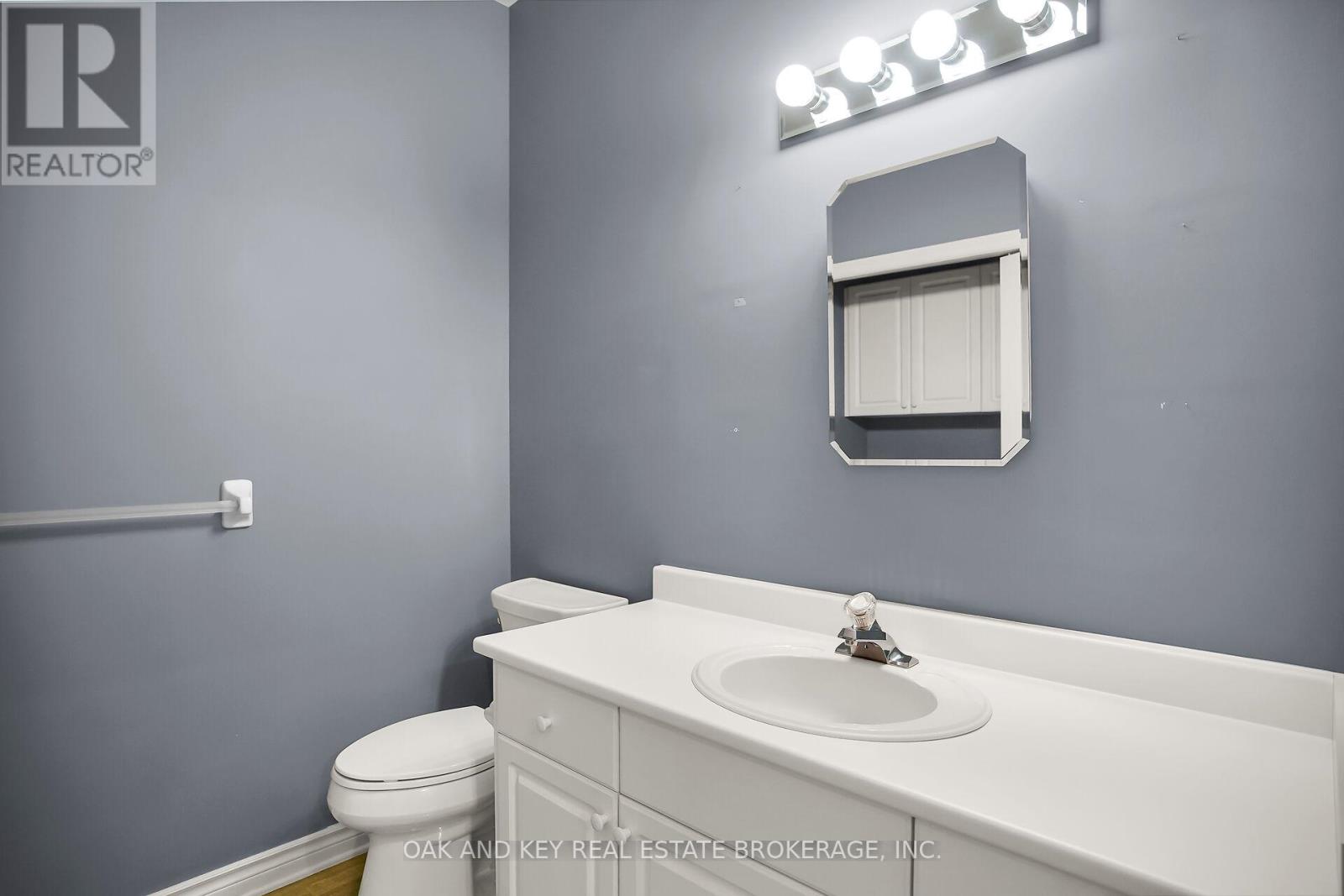 38 Quinella Place, London South, Ontario  N6K 4H2 - Photo 14 - X12462214