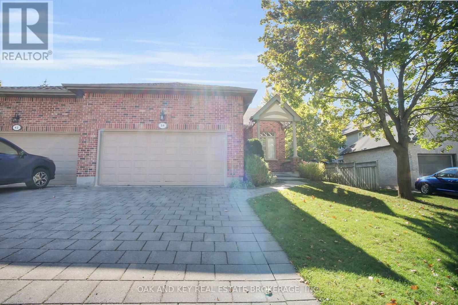 38 Quinella Place, London South, Ontario  N6K 4H2 - Photo 2 - X12462214