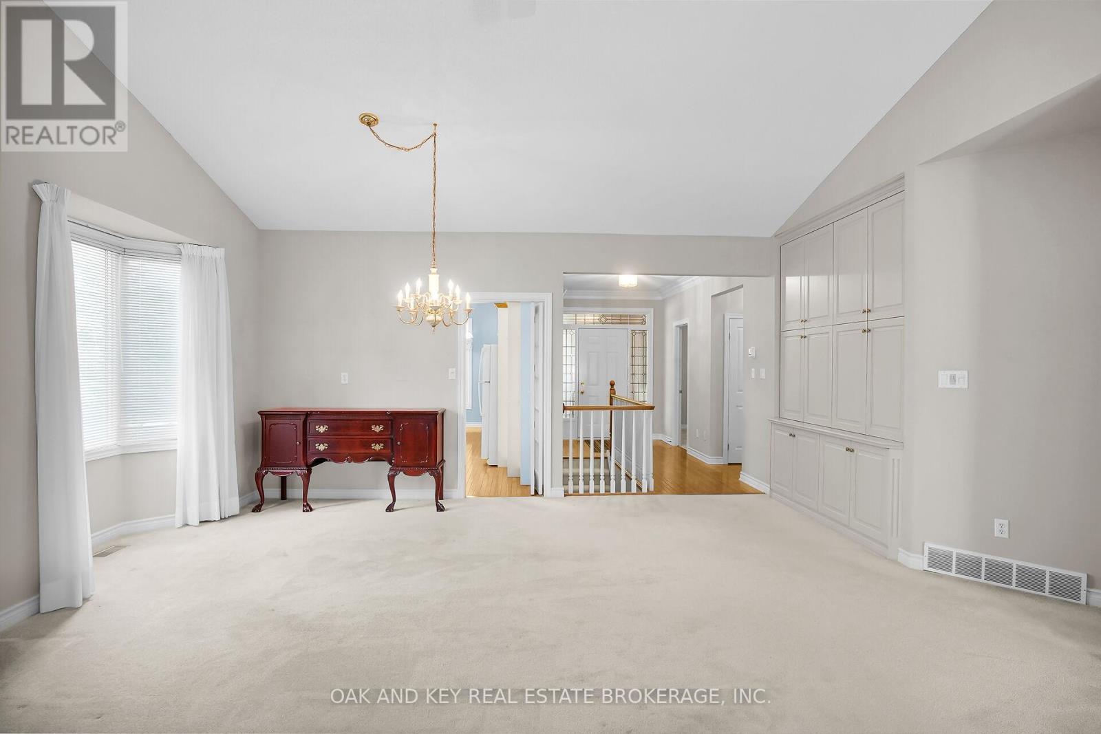 38 Quinella Place, London South, Ontario  N6K 4H2 - Photo 32 - X12462214