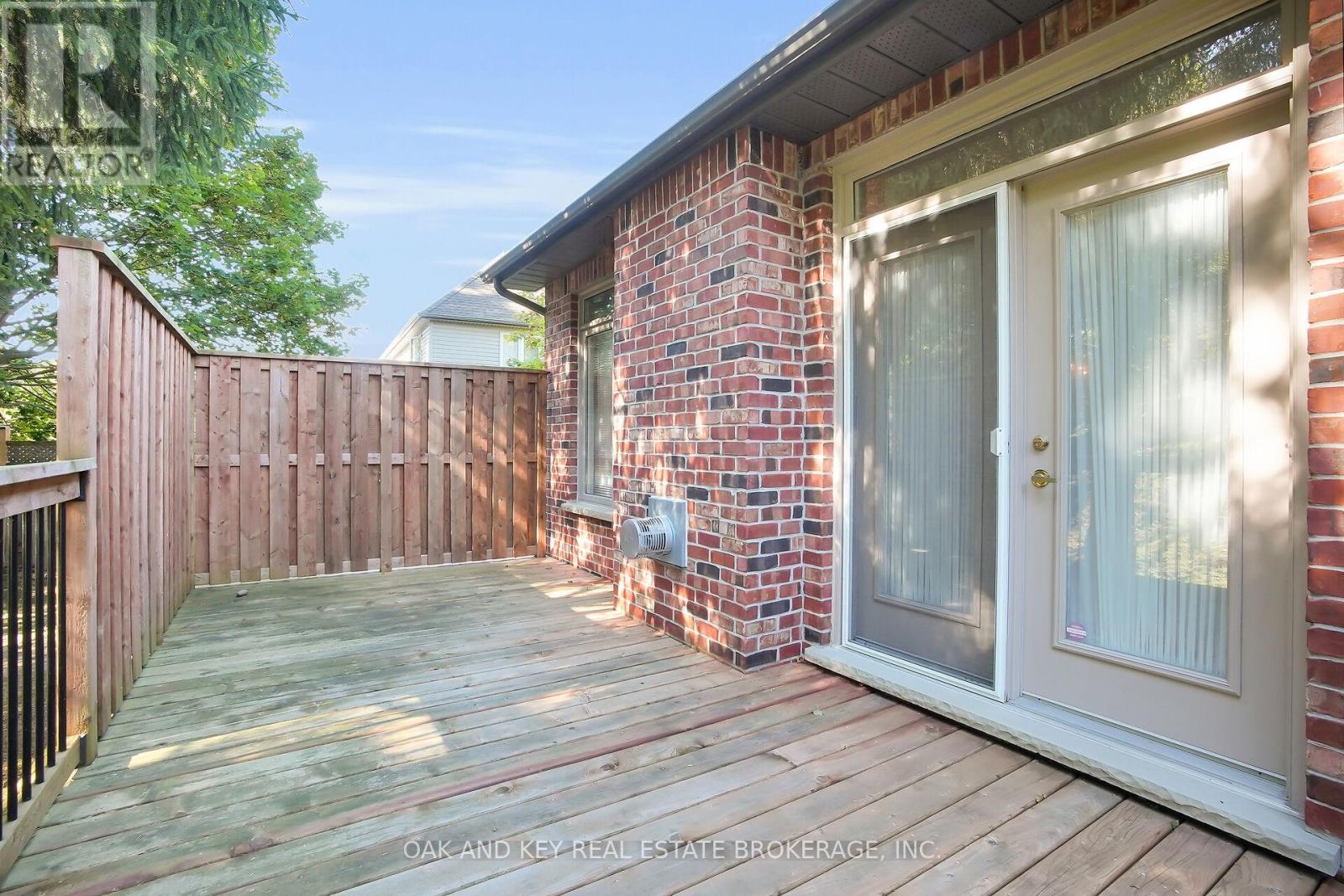 38 Quinella Place, London South, Ontario  N6K 4H2 - Photo 42 - X12462214