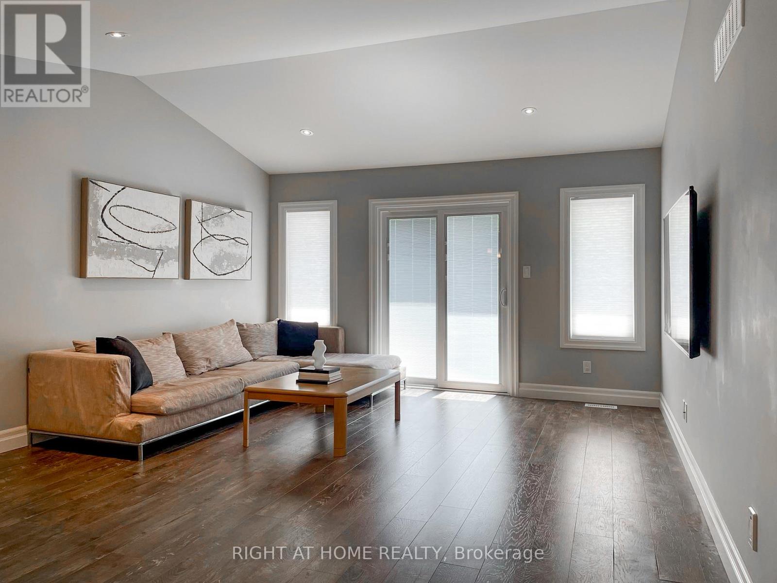 107 Aspen Drive, Quinte West, Ontario  K8V 0E2 - Photo 9 - X12462183