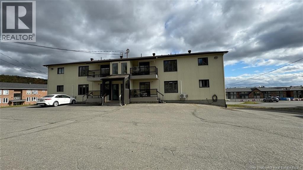 20 Bateman Avenue, Edmundston, New Brunswick  E3V 4A9 - Photo 2 - NB128552