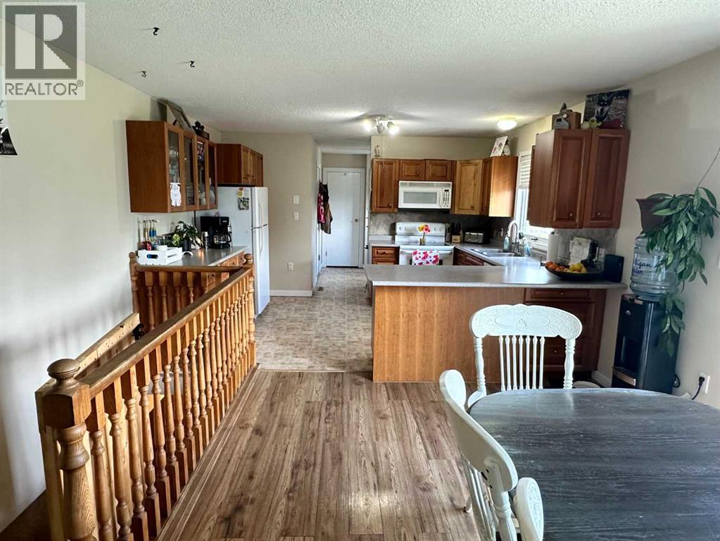15 Hawkes Street, Marsden, Saskatchewan  S0M 1P0 - Photo 4 - A2227661