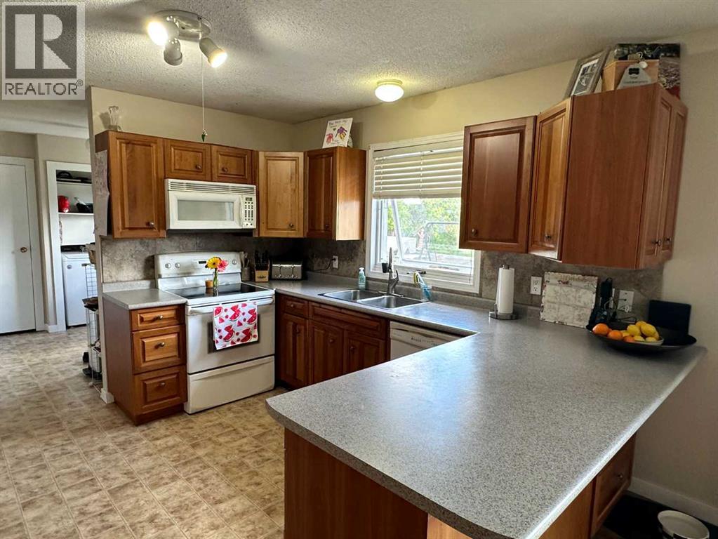 15 Hawkes Street, Marsden, Saskatchewan  S0M 1P0 - Photo 6 - A2227661