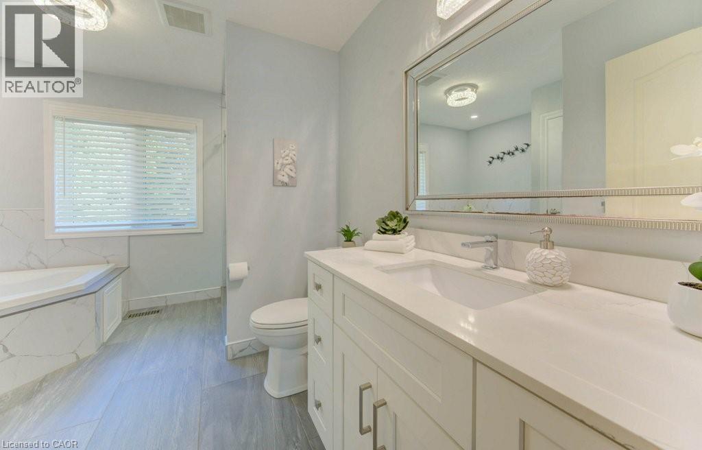 610 Stonebury Crescent, Waterloo, Ontario  N2K 3R1 - Photo 22 - 40778776