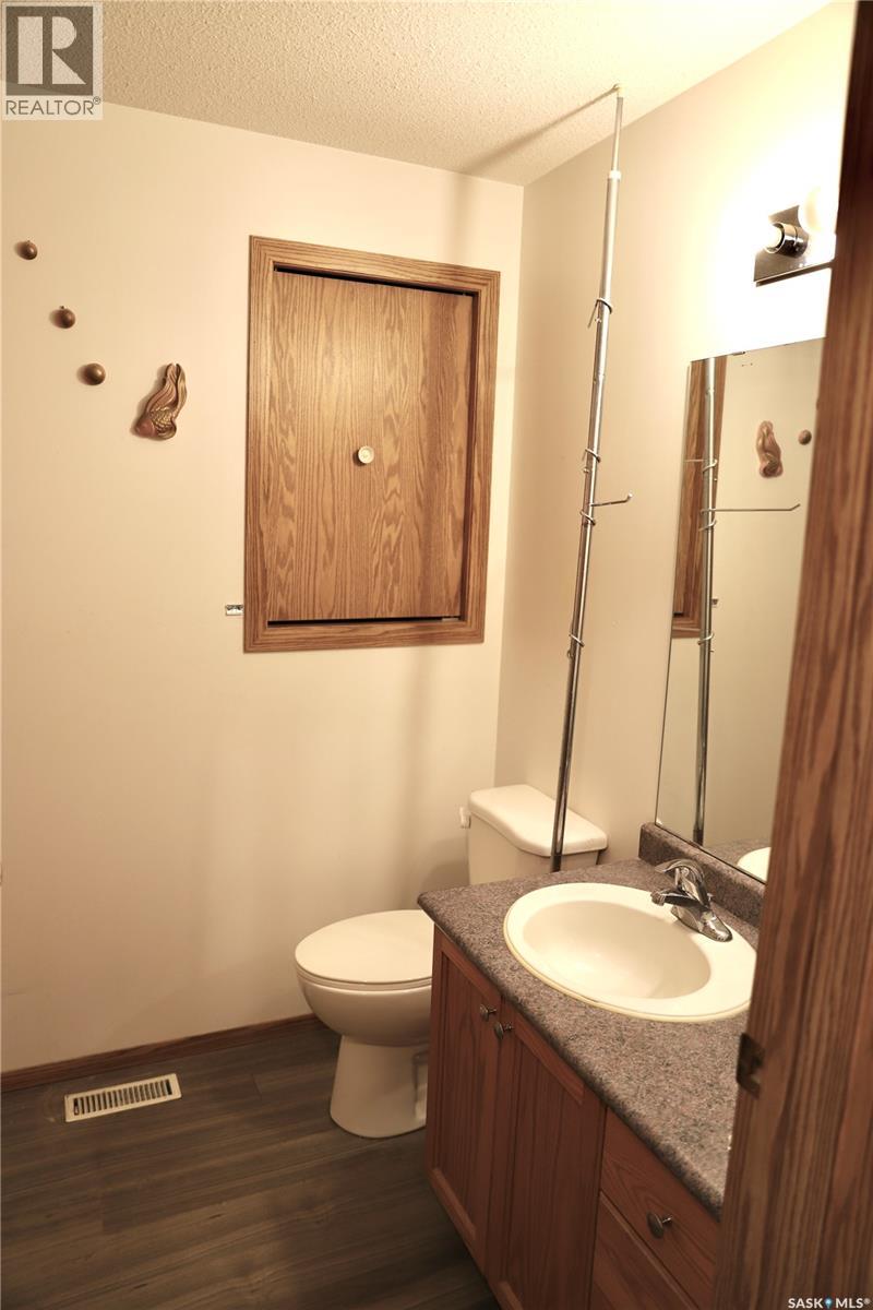 3120 5th Avenue E, Prince Albert, Saskatchewan  S6V 8C4 - Photo 12 - SK020816