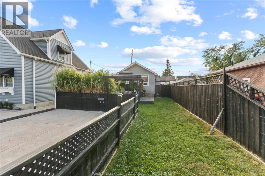MLS# 25026014: 1473 Henry Ford Centre DRIVE, Windsor, Canada